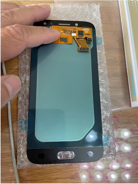 SAMSUNG J730 Oled